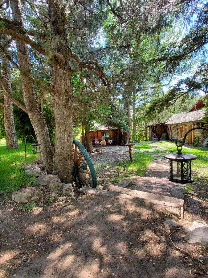 Bristol Cabins Lava Hot Springs Ngoại thất bức ảnh